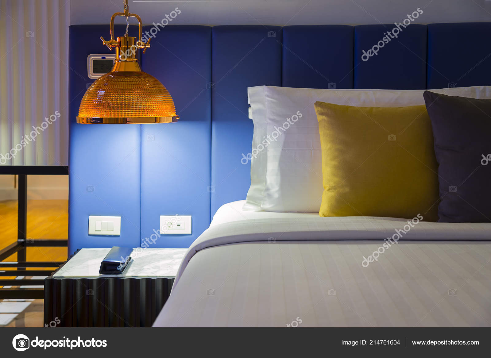 Modern Hanging Lamp Light Switches Side Table Bedroom Hotel