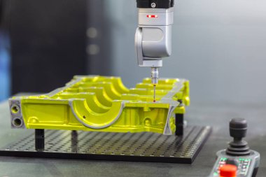 Otomatik koordinat ölçüm makine tarafından Cmm, probe dokunmatik kadar muayene boyut alüminyum otomotiv parçaları cnc programlama denetimi, yüksek doğruluk bölüm doğrulama tarafından kapatın.