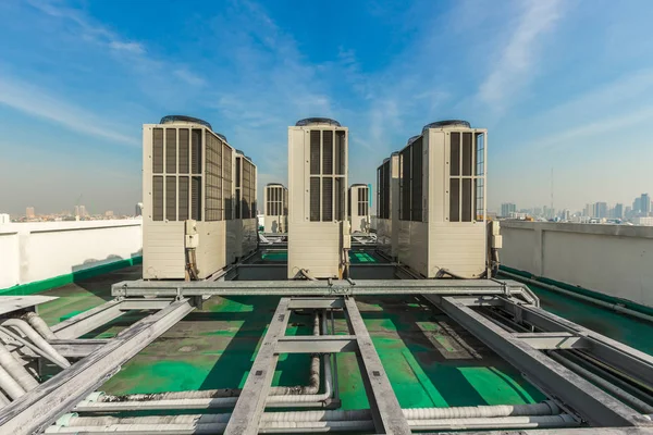 Ventiladores de escape de ar condicionado industrial e ventilação uni — Fotografia de Stock