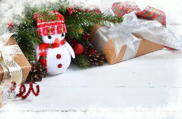 Weiße Silvester Foto Hintergrund Mit Einem Schneemann Und Dekoration Aus — Stockfoto