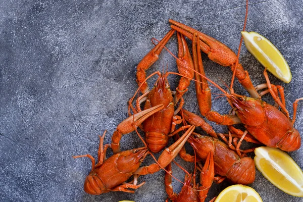 Crayfish boiled with spices on the kitchen table. View from abov — Stock Photo, Image