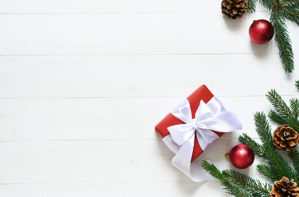 Tarjeta Navidad Disposición Navideña Con Cajas Abeto Sobre Fondo Madera — Foto de Stock