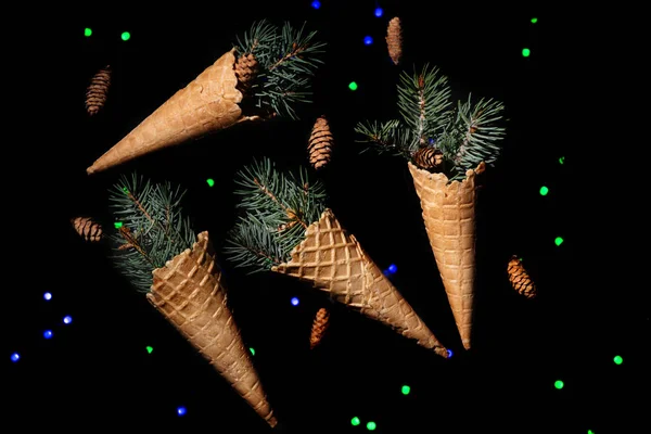 Christmas Abstraction Four Waffle Cones Sprigs Christmas Tree Lie Reflecting — Stock Photo, Image