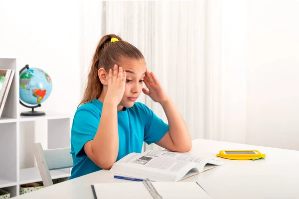 Shot Serious Concentrated Young Girl Teenager Doing Homework Home — Stock Photo, Image