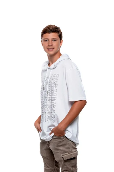 Pół Długości Portret Młodego Uśmiechniętego Chłopca Nastolatka Białej Koszuli Rękami — Zdjęcie stockowe