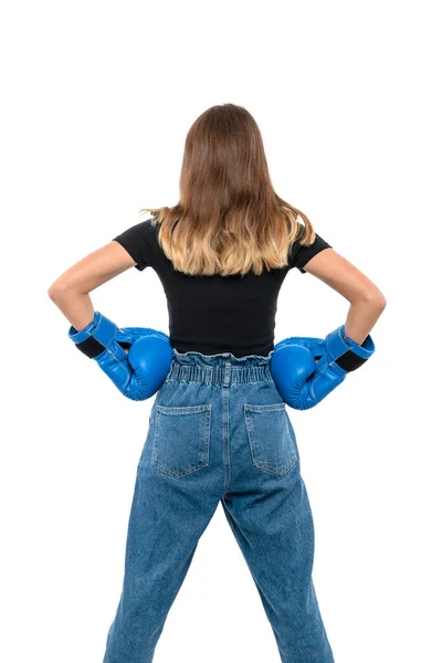 Shot Van Boksmeisje Blauwe Handschoenen Met Zwart Shirt Jeans Tegen — Stockfoto
