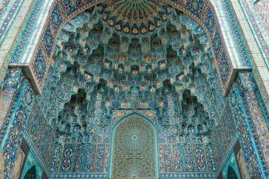Cami cephesi. St. Petersburg Büyük Camii