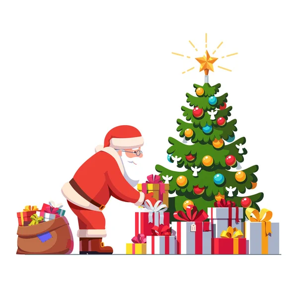 Santa Claus poniendo caja de regalo bajo el árbol de Navidad — Vector de stock