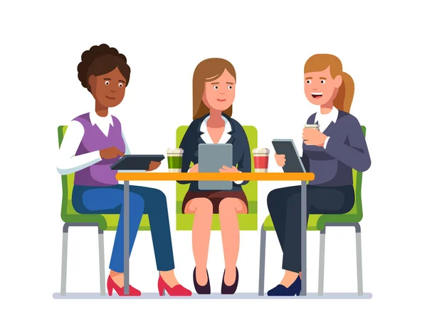 Tres mujeres de negocios sentadas juntas en el escritorio — Archivo Imágenes Vectoriales