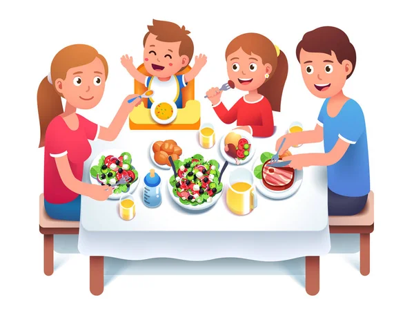 Padre, madre, hijos cenando o almorzando en familia — Archivo Imágenes Vectoriales