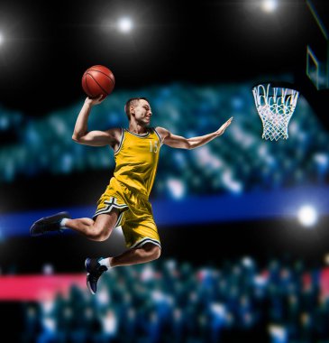 basketbol arenada dunk Slam yapma basketbolcu