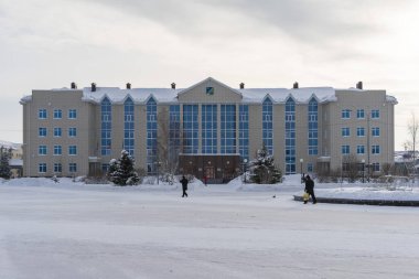 Yugorsk, Rusya - 13 Şubat 2019: Şehir Yönetim Binası