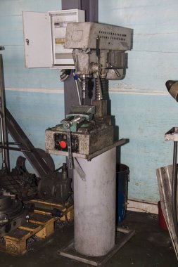 Sondaj ve freze endüstriyel makine