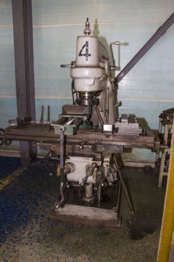 Sondaj ve freze endüstriyel makine