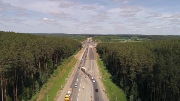 Vista Aérea Reparo Ponte Trabalhos Instrução Uma Seção Rodovia Carros — Vídeo de Stock