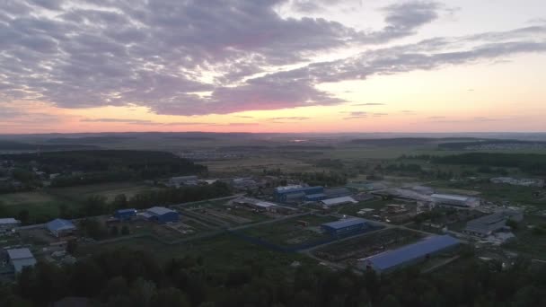 Vista Aérea Urbanização Industrial Pôr Sol Verão Noite — Vídeo de Stock