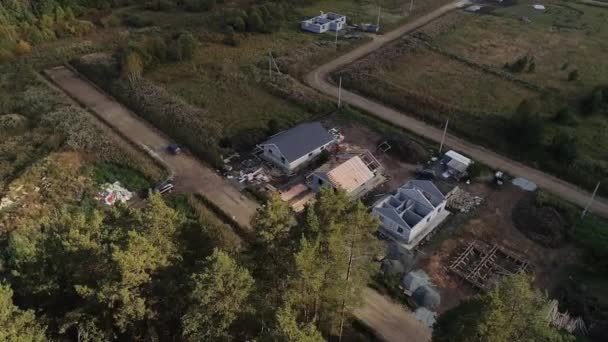 Vista Aérea Obra Pueden Ver Cómo Construyen Las Casas Drone — Vídeos de Stock