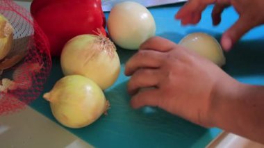 yarım soğan dicing