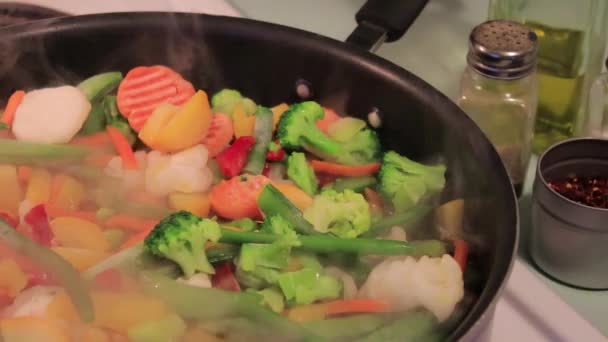 Замороженные овощи — стоковое видео