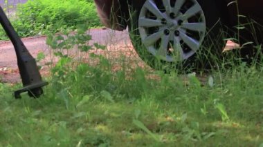 Bahçe bakım araba lastikleri yakınındaki
