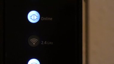 modem ışıkları kapatıp yeniden dener sinyal droppage sırasında yanıp