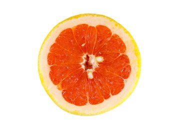 Beyaz arka plan üzerinde izole olgun greyfurt dilim