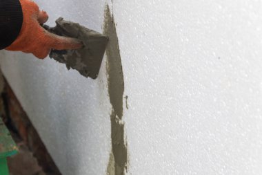 Stil köpük çarşaflarla yalıtım yapılıyor