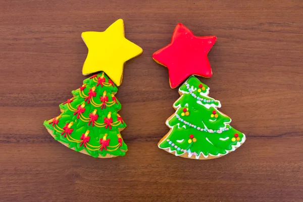 Festliche Weihnachtsplätzchen Form Von Weihnachtsbaum Und Sternen Leckere Lebkuchen Auf — Stockfoto