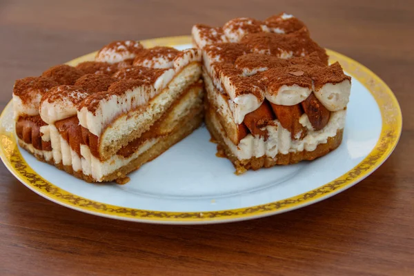 Traditionell Italiensk Dessert Tiramisu Ett Bord — Stockfoto