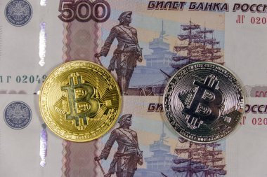 500 Rus ruble faturaları altın ve gümüş Bitcoins 