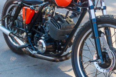 Motorun motor bloğuna yakın çekim