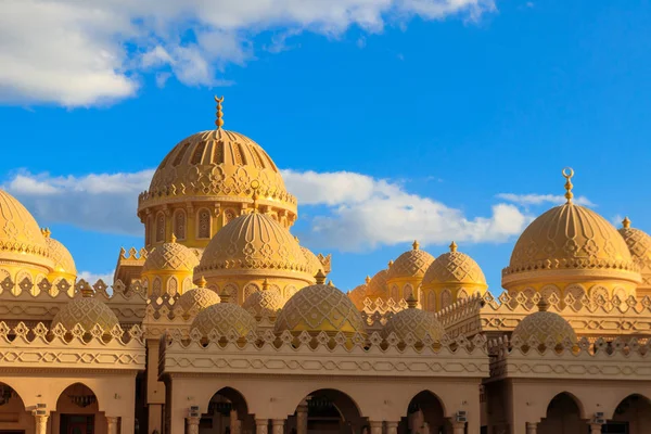 Façade de la mosquée El Mina Masjid à Hurghada, Égypte — Photo