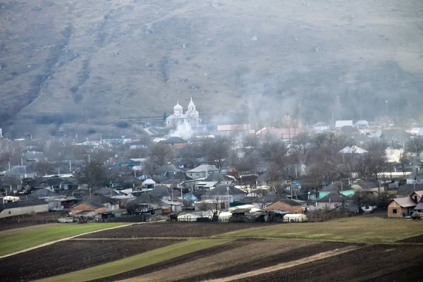 ウクライナの山村の眺め — ストック写真