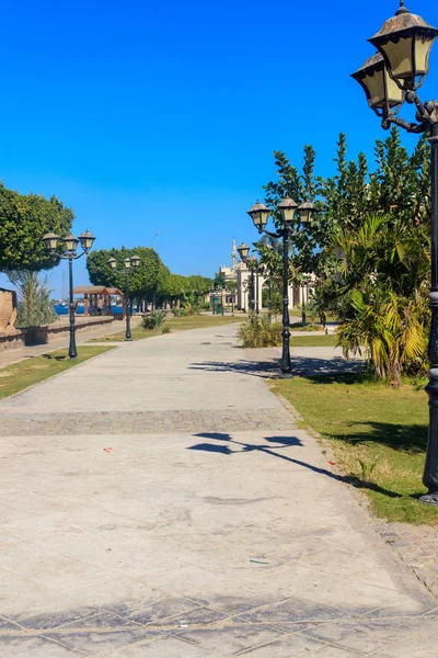 Embankment del río Nilo en Luxor, Egipto — Foto de Stock