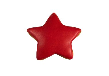 Beyaz arka plan üzerinde izole yıldız şekilli zencefilli kurabiye