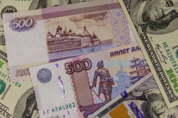Φόντο Των Δολαρίων Ηπα Και Ρωσικά Ρούβλια — Φωτογραφία Αρχείου