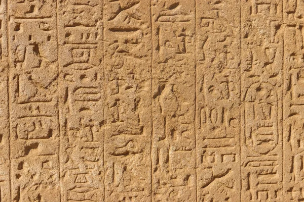 Jeroglíficos Egipcios Antiguos Pared Complejo Del Templo Karnak Luxor Egipto — Foto de Stock