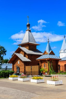 Murom, Rusya 'daki Kutsal Üçleme Manastırı' ndaki ahşap kilise.