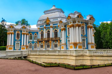 Puşkin, Rusya 'daki Tsarskoe Selo' daki Catherine parkında Pavilion Hermitage