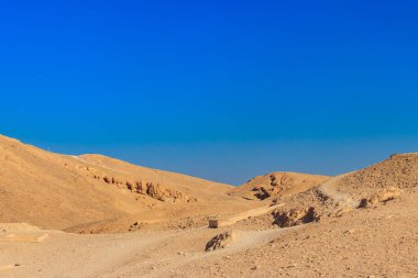 Mısır 'ın Lüksör kentindeki Nil Nehri' nin batı kıyısındaki krallar vadisinde