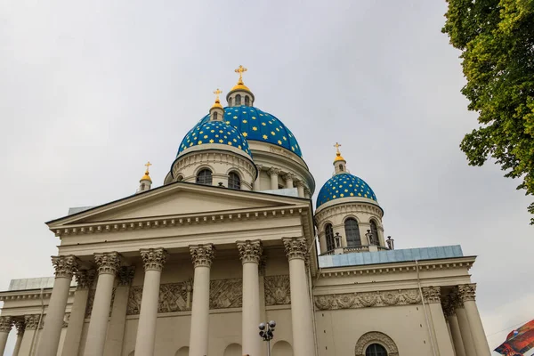 러시아 상트페테르부르크에 트리니티 대성당 — 스톡 사진