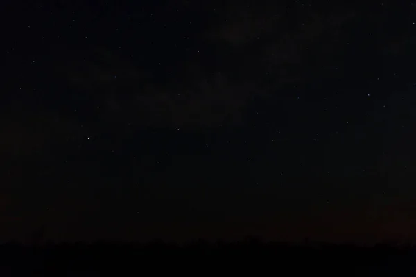 별들이 빛나는 아름다운 밤하늘의 — 스톡 사진