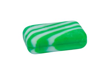 Beyaz arkaplanda izole edilmiş sabun çubuğu