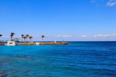 Mısır 'ın Hurghada sahilindeki Kızıl Deniz manzarası