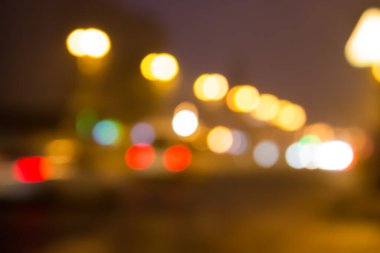 Bokeh efektli bulanık şehir ışıklarının soyut arkaplanı