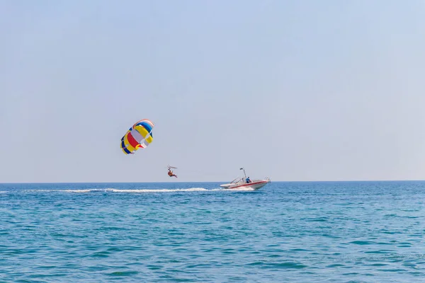 Lazurne Ukraine Juli 2020 Parasailing Auf Dem Schwarzen Meer Lazurne — Stockfoto