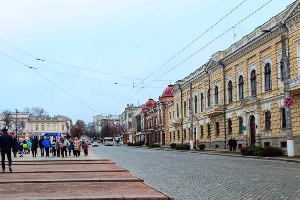 Kropyvnytskyi Ukraina Januari 2018 Stadsliv Gata Med Biltrafik Och Trådbuss — Stockfoto