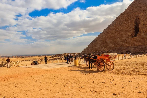 Kahire Mısır Aralık 2018 Mısır Kahire Kentinde Büyük Giza Piramidi — Stok fotoğraf