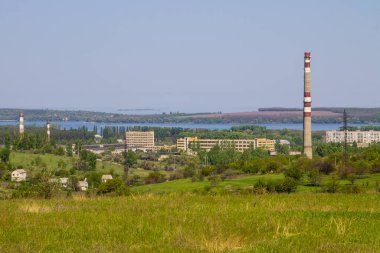 Svetlovodsk kasabası ve Dinyeper nehri manzarası