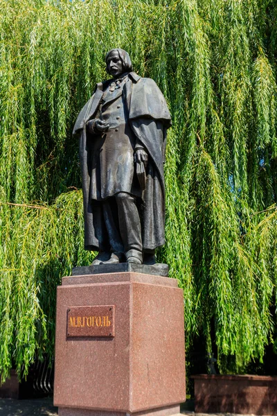 Monumento Escritor Russo Nikolai Gogol Myrhorod Ucrânia — Fotografia de Stock